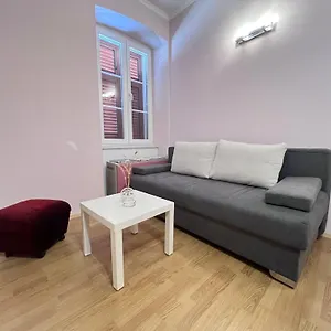 https://apartment-riva-biograd-na-moru.hotelinzadar.com